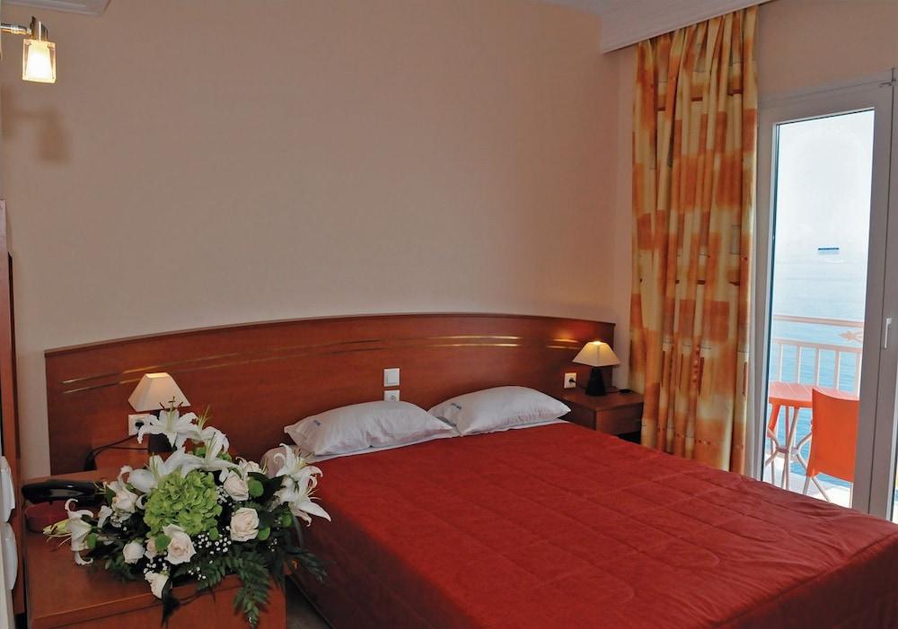 Corfu Maris Hotell Benitses  Eksteriør bilde
